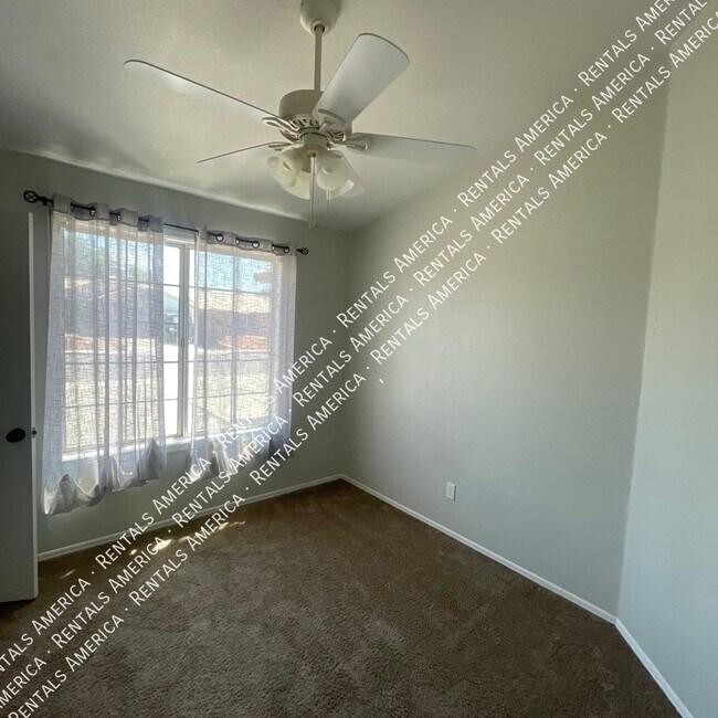 Photo - 440 E Del Rio St House