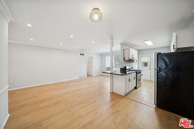 Photo - 1270 Havenhurst Dr Unidad 12