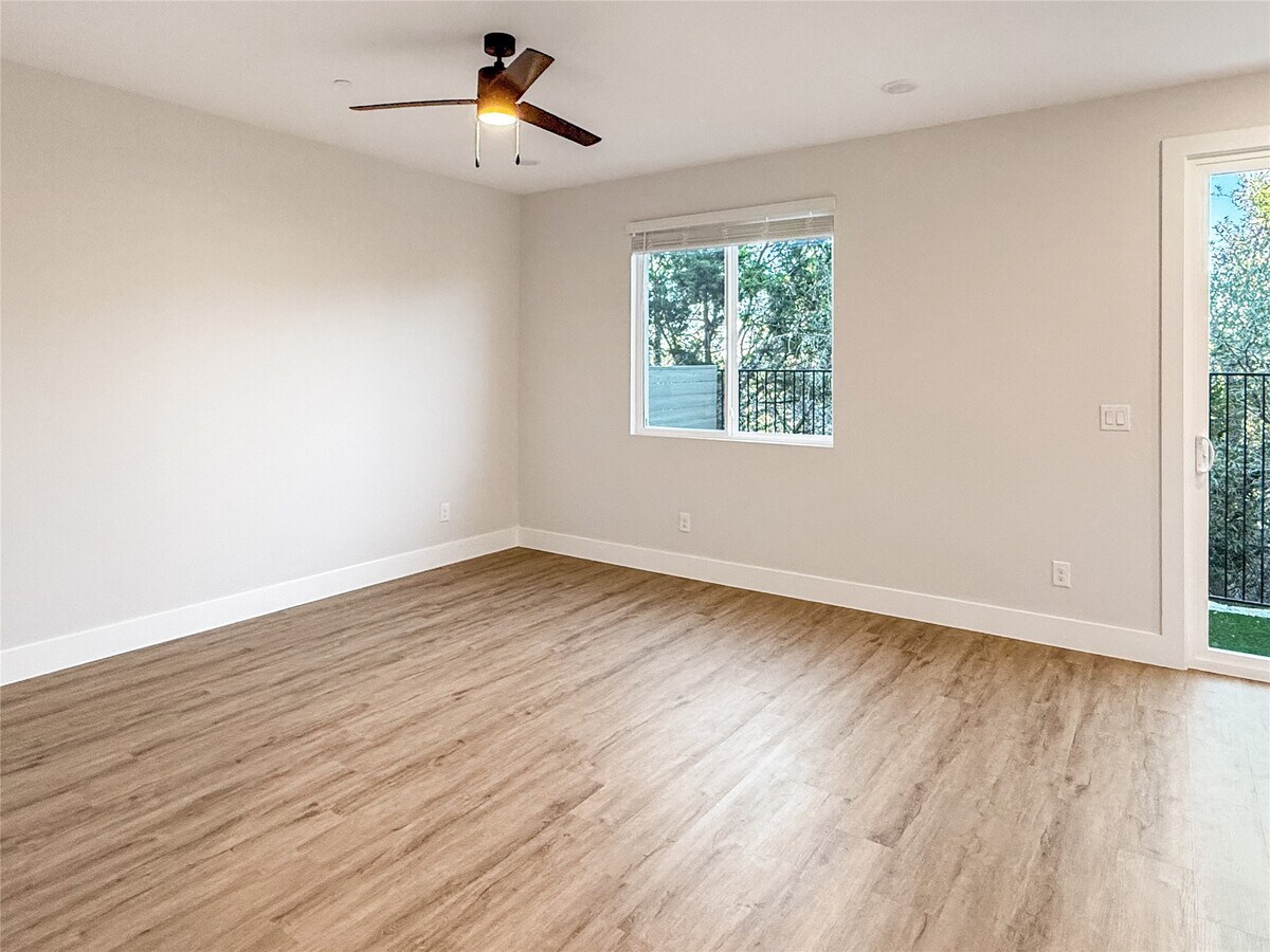 Photo - 5611 Mobeetie Lp