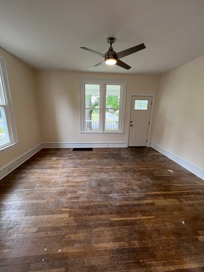 Building Photo - 8987 Jackson St Unit B Rental