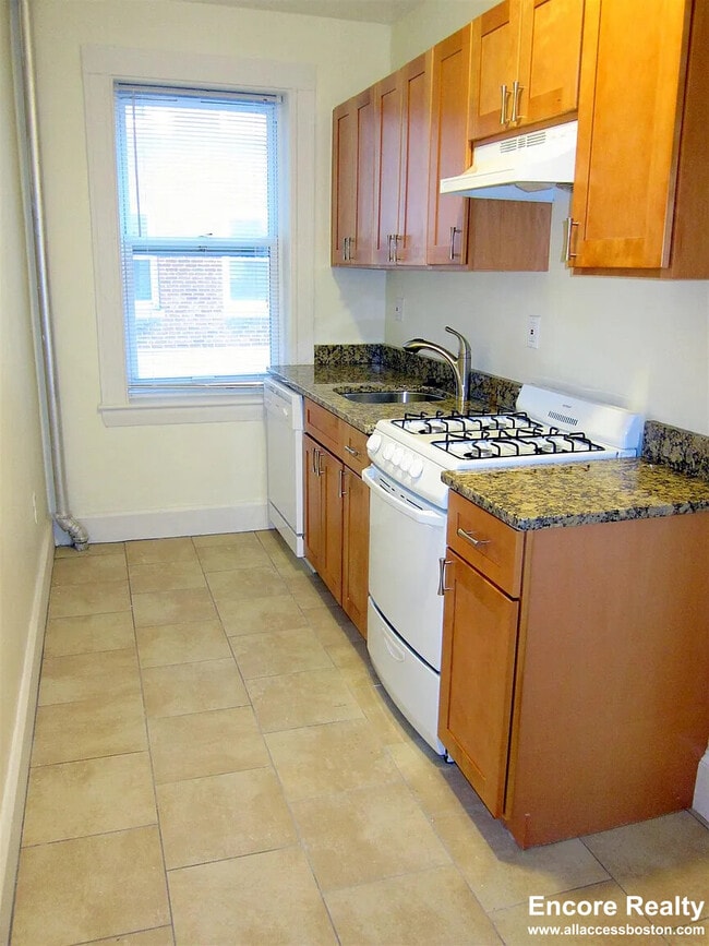 Photo - 155 Summer St Unit 3F