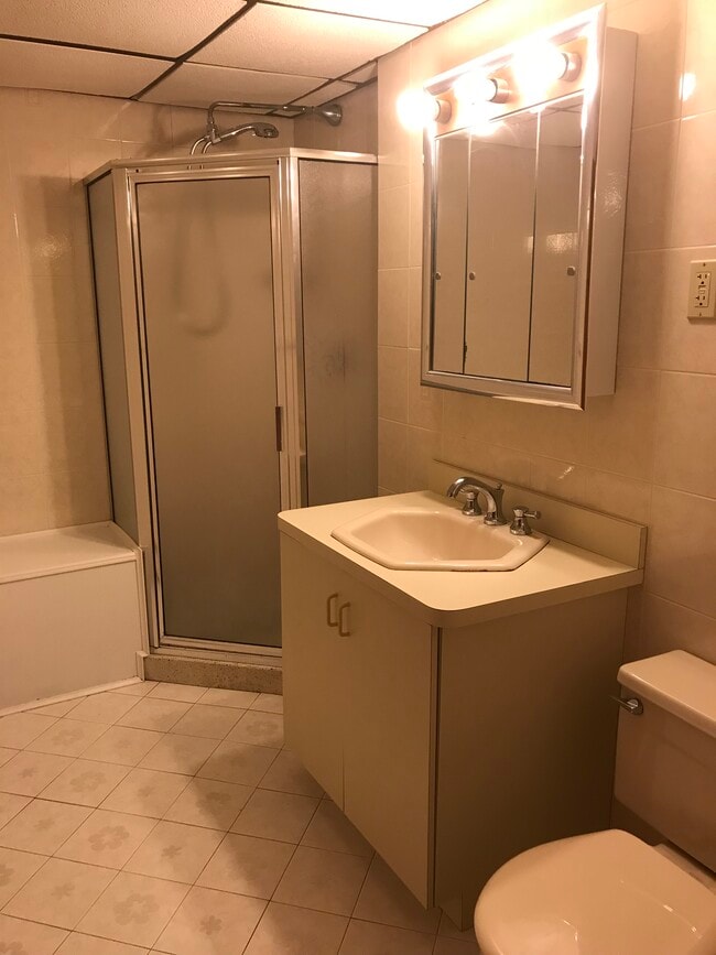 Photo - 182 Kittredge St Unit 1