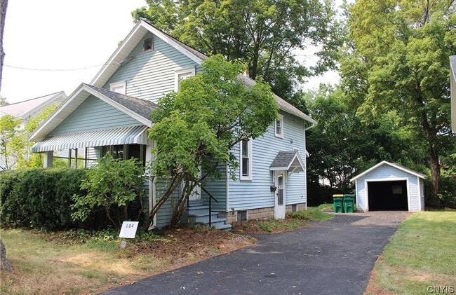 Photo - 104 Lynhurst Ave