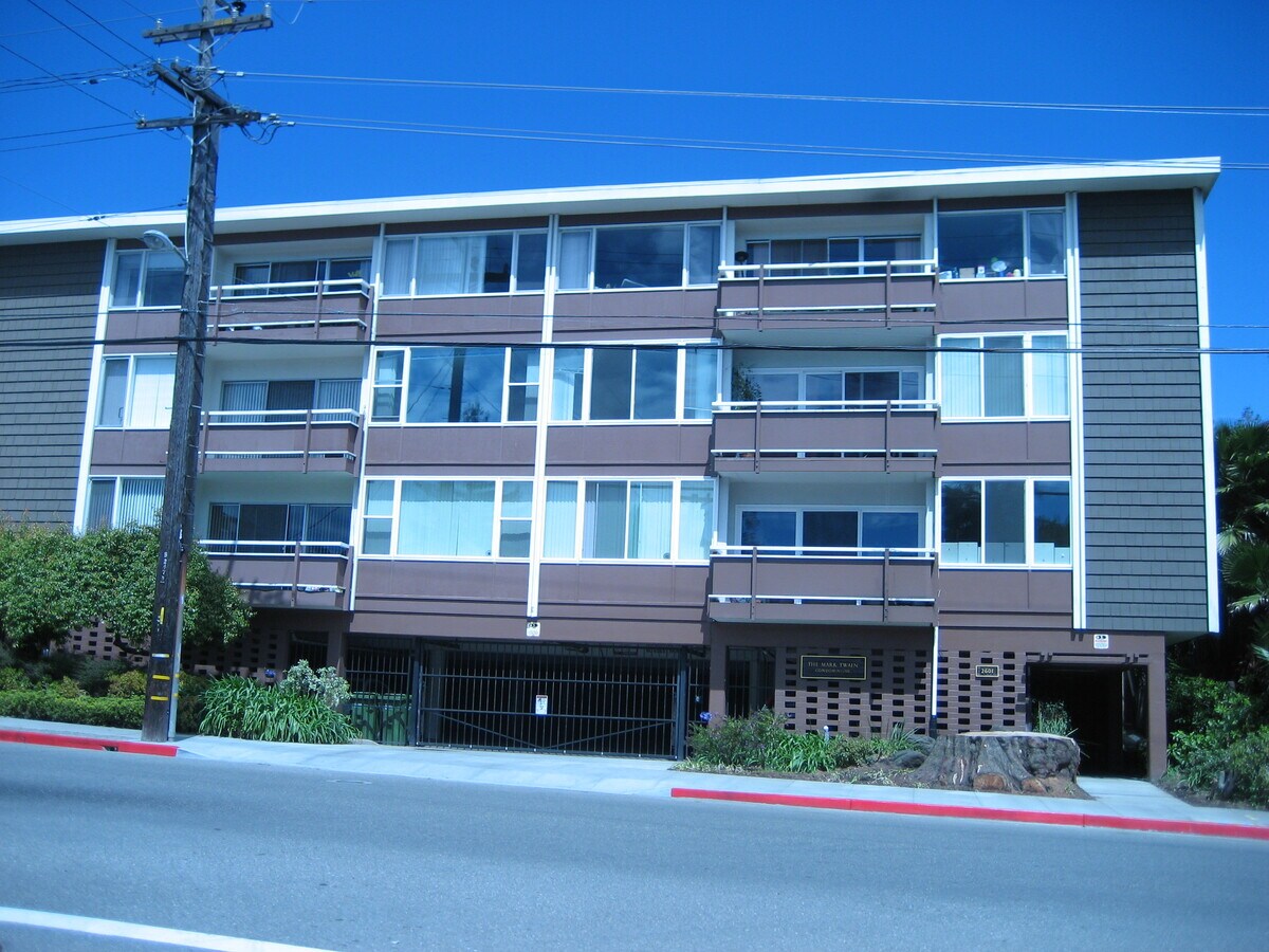 Photo - 2601 College Ave Condo Unit 207