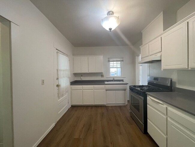 Photo - 9230 Curbaril Ave