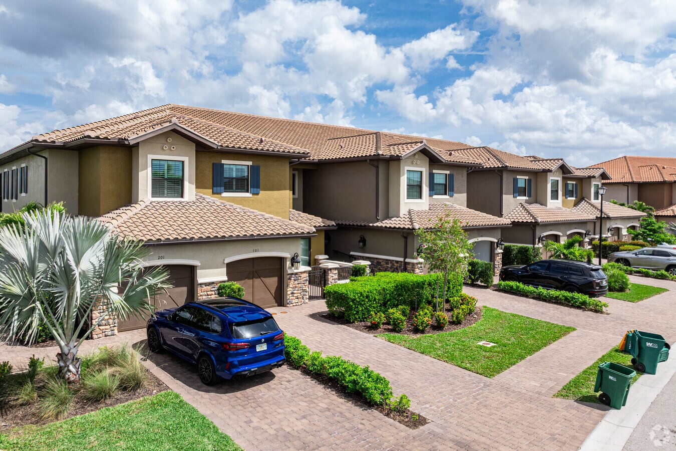 Photo - Coach Homes on Montelanico