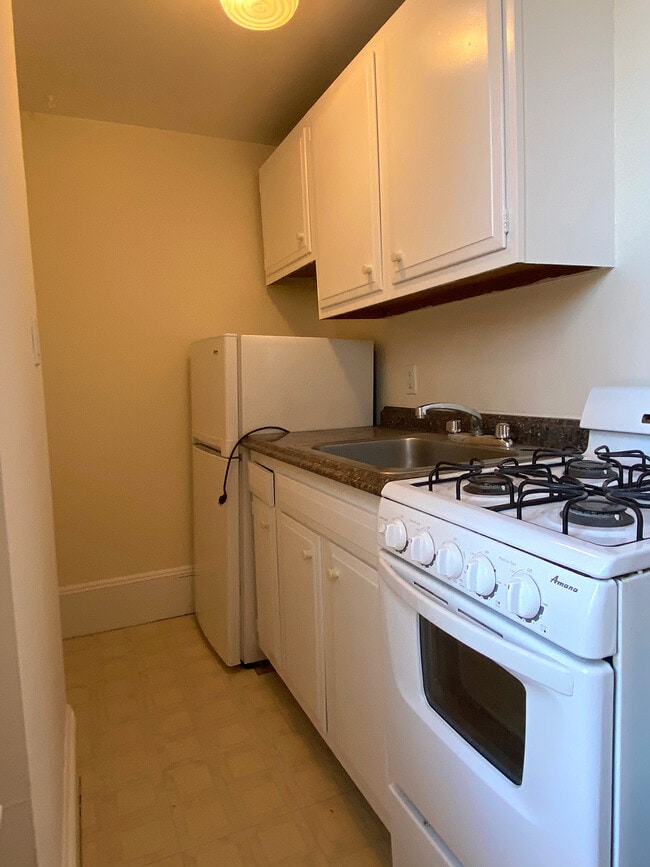 Photo - 2 Ware St Unit 10