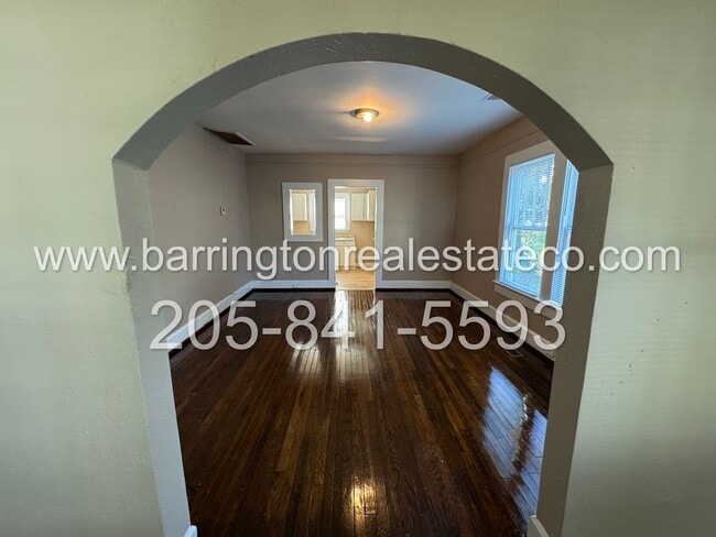 Photo - Birmingham/Midfield