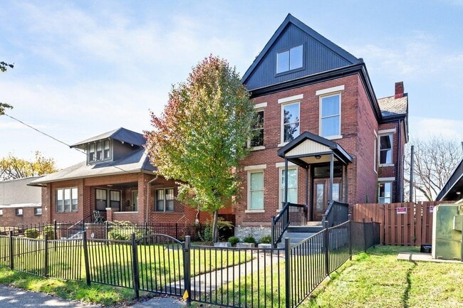 Photo - 1187 S High St