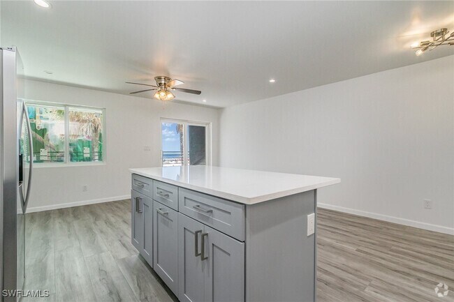 Building Photo - 1300 Estero Blvd Unit 205 Rental
