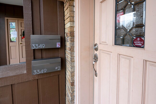 Photo - 3349 Whitfield Ave Unidad 2