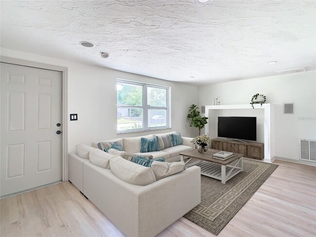 Building Photo - 12701 Cornell Ct Rental