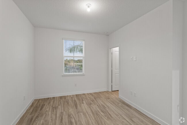 2BR, 2.5BA - 1029SF - Bedroom