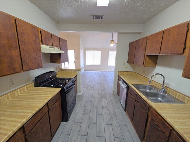 Photo - 3930 Mohlerbruk Dr