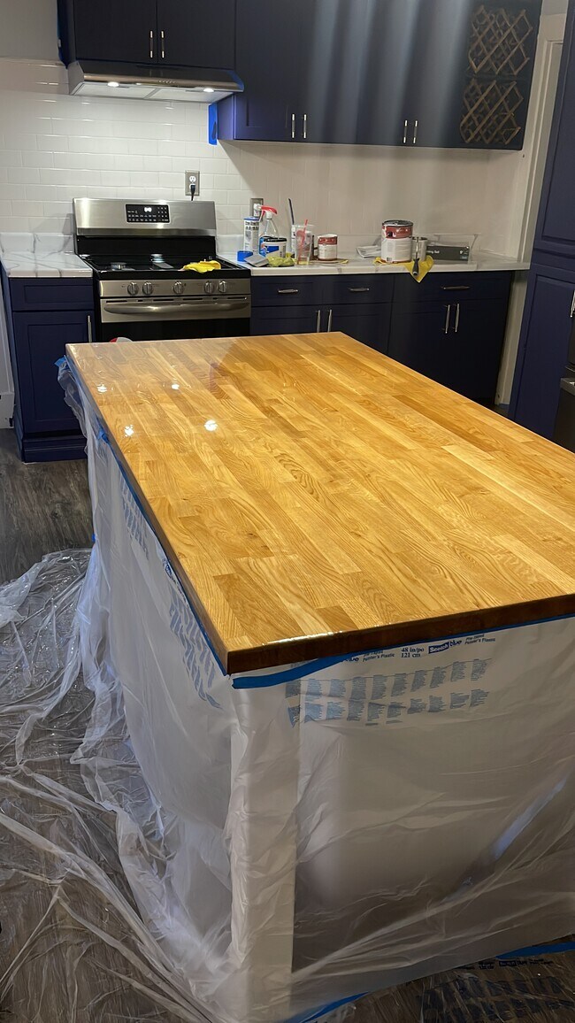 Photo - 160 Easton Ave Unit 2