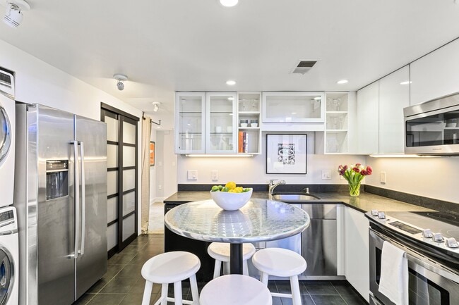 Photo - 1829 5th St NW Unit 1