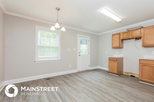 Photo - 2016 Spring Creek Dr