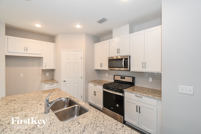 Photo - 529 Chandler Dr