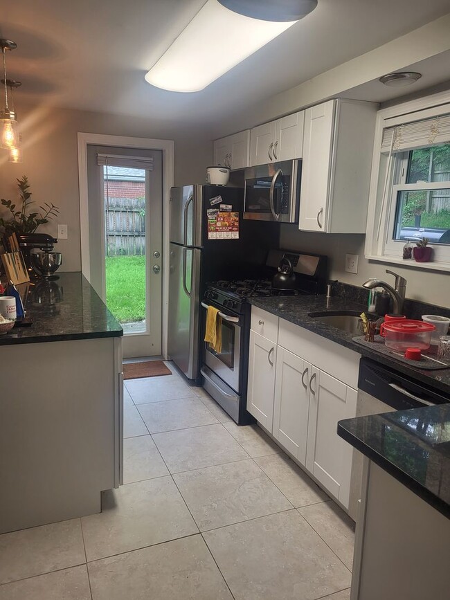 Photo - Updated 3 Bed, 1.5 Bath Home in Forest Hills - Available July 1!