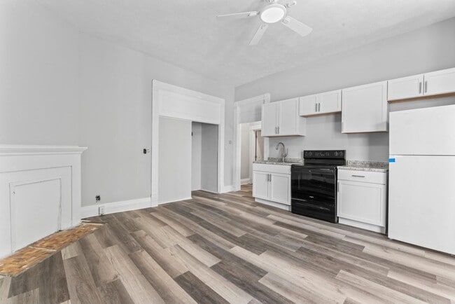 Photo - 111 S Vine St