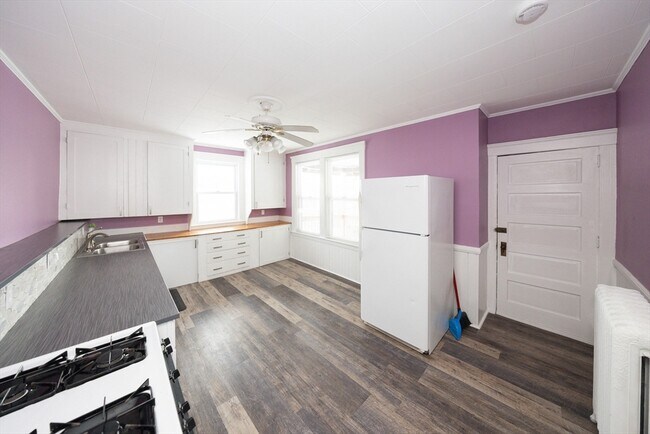 Photo - 15 Boxford St Unit 2