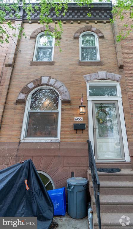 Building Photo - 1433 W Ritner St Rental