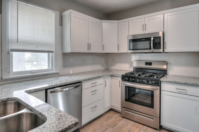 Photo - 4 bed in Aksarben