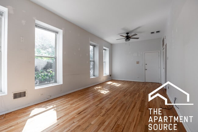 Photo - 2736 W Chicago Ave Unit 2R