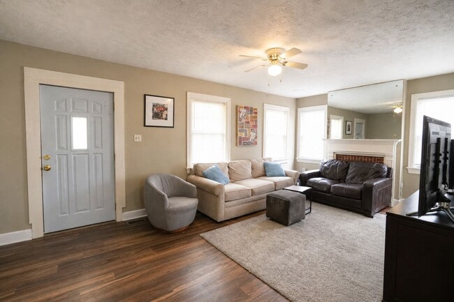 Photo - 416 Gibson Ave