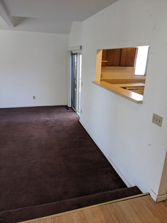 Photo - 1709 E Willow Ct Unidad A