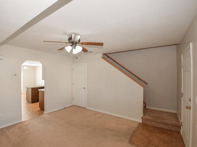 Photo - 262 W 1395 S