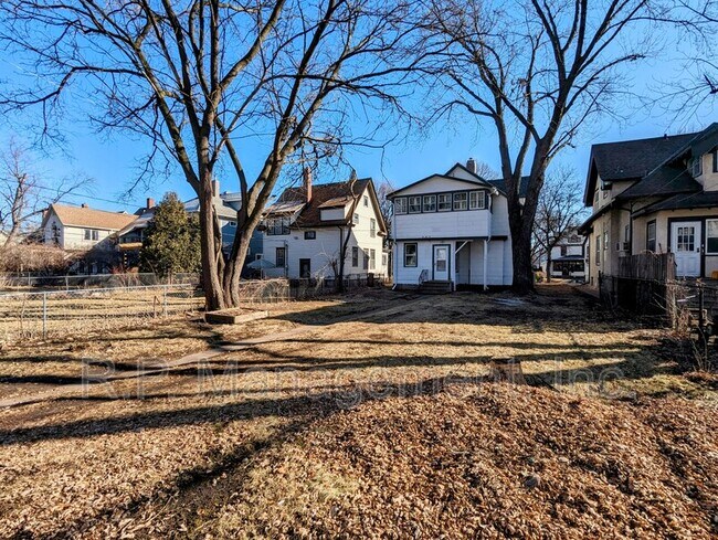 Photo - 3620 Pillsbury Ave