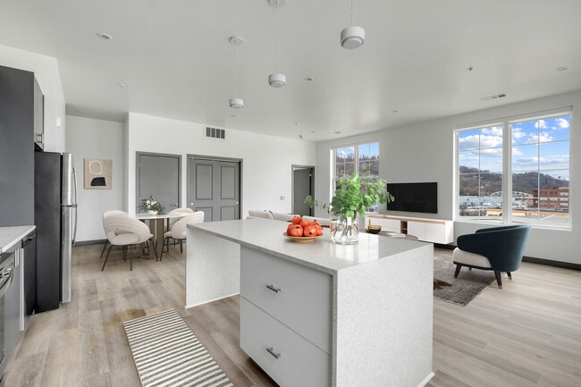 Brewers Block apartments — community photo