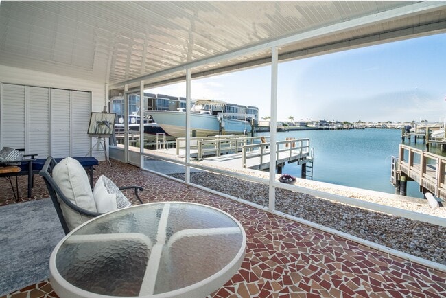 Building Photo - 128 Boca Ciega Point Blvd N