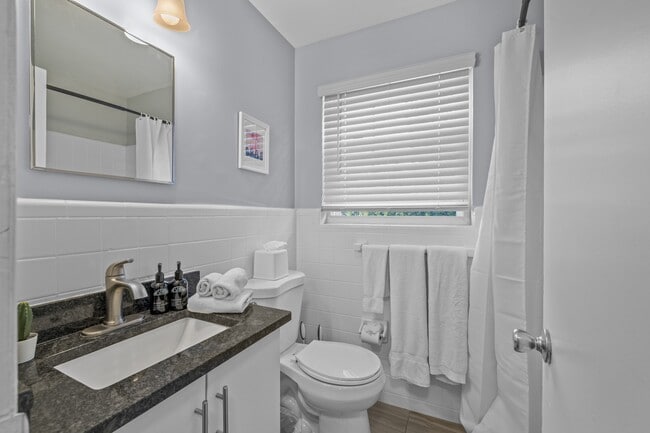 Bathroom - 881 North Highland Apartments