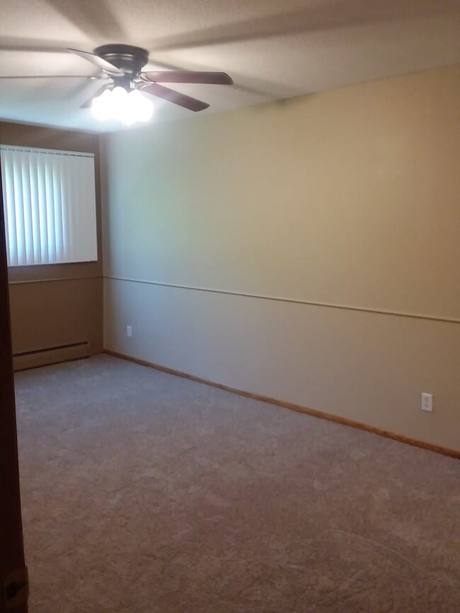 Photo - 3246 Douglas Dr N Unidad 3246 Douglas Dr. N.