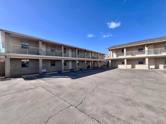 Photo - 216 E Cherry Ln Unit 12