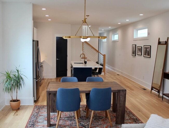 Photo - 2020 9th Ave N