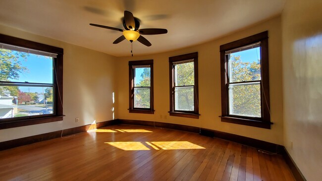 Living room - 3261 R St Apartamentos Unidad 2