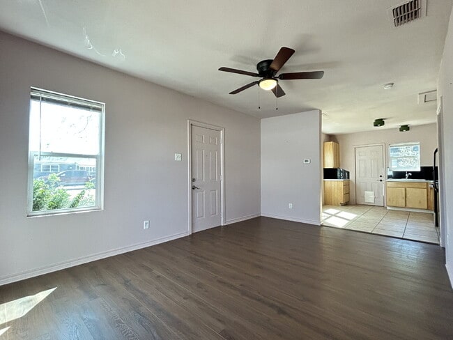 Photo - Indulge in the charm and comfort of a cozy, inviting home! Unit Front
