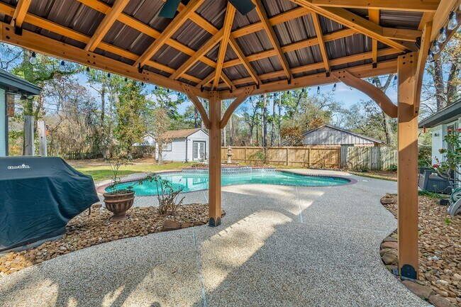 Photo - 127 Sagewood Dr