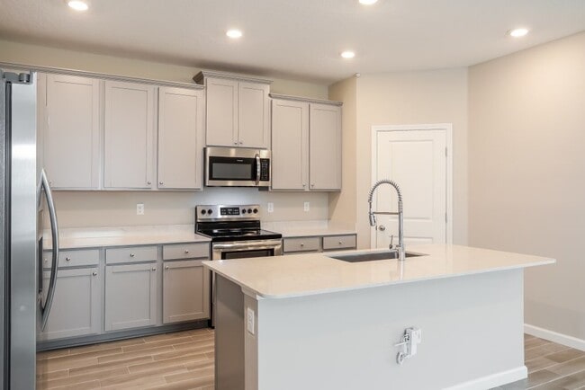 Photo - 6337 Bluff Ave