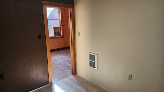 Photo - 26 Pine St Unidad Apartment 2