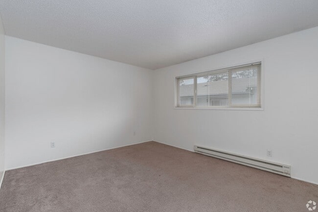 Laurelwood Estates