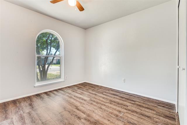 Photo - 811 Sunny Slope Dr