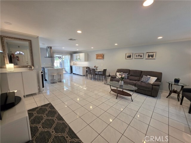24785 Via San Marco