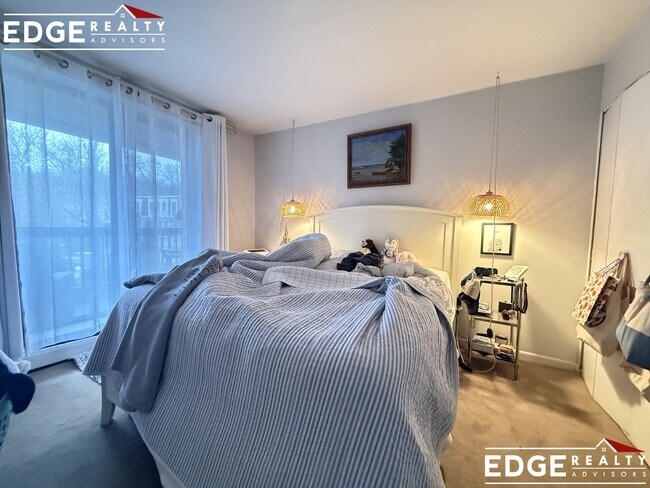 Photo - 144 Kenrick St Unidad 23