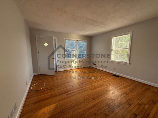 3510 View Ave