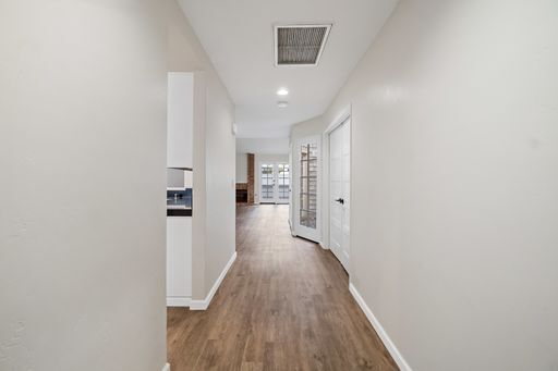 Photo - San Diego Desirable Del Cerro - SMOKE TREE - 3 bed / 2 bath Attached Home w Garage, Patio, and A/C