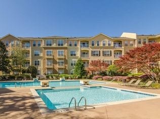 Both Pools - 10 Perimeter Summit Blvd Unit VillaSonoma 3301